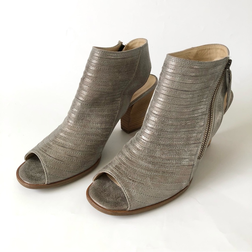 Paul Green Cayanne Metallic Smoke Leather Sliced Peep Toe Sandals Size 10.5 US
